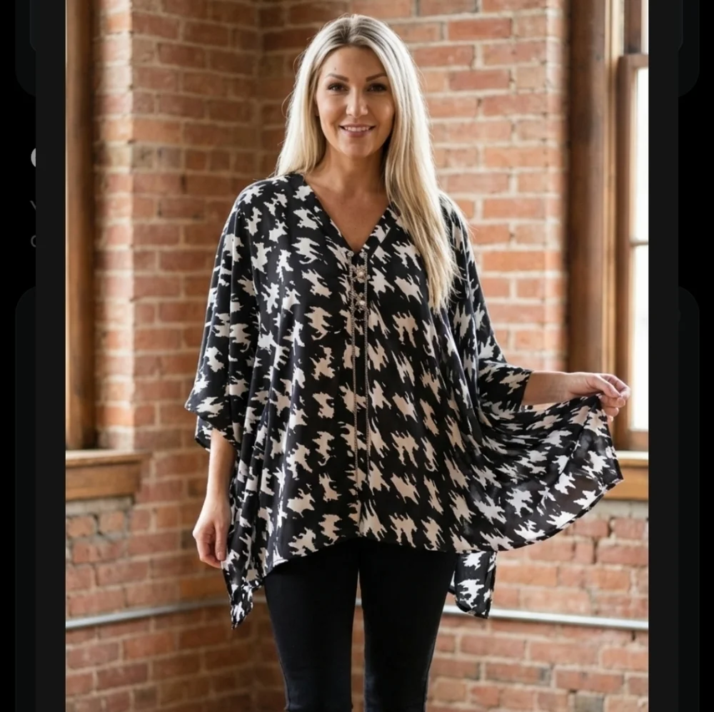 Black and White Houndstooth Kimono
